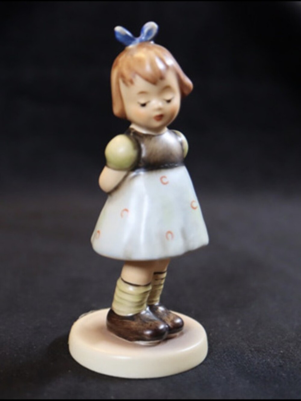 Vintage Goebel M.I. Hummel Club Limited Edition #493 “Two Hands One Treat”